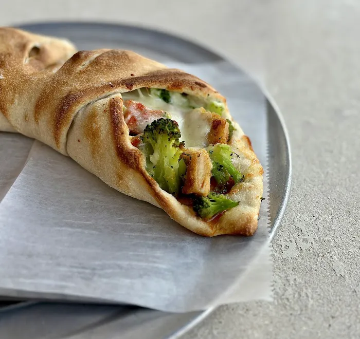 Forest Avenue Pizza Picture 6