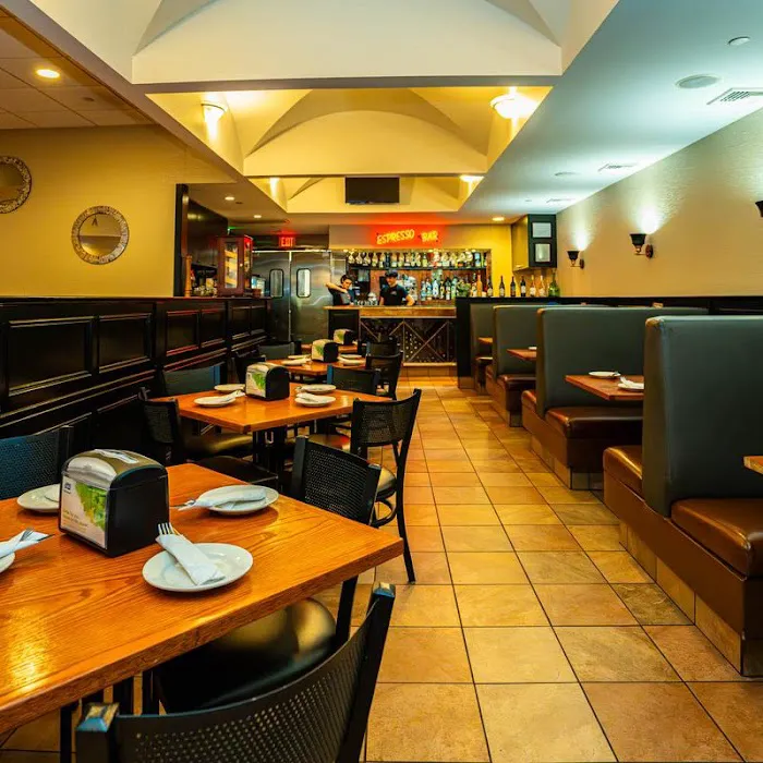Amalfi Pizzeria and Restaurant Picture 10