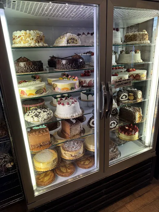 St. Rocco's Bakery Picture 5