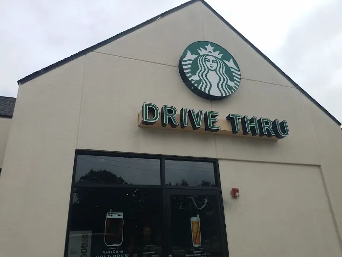 Starbucks Picture 2