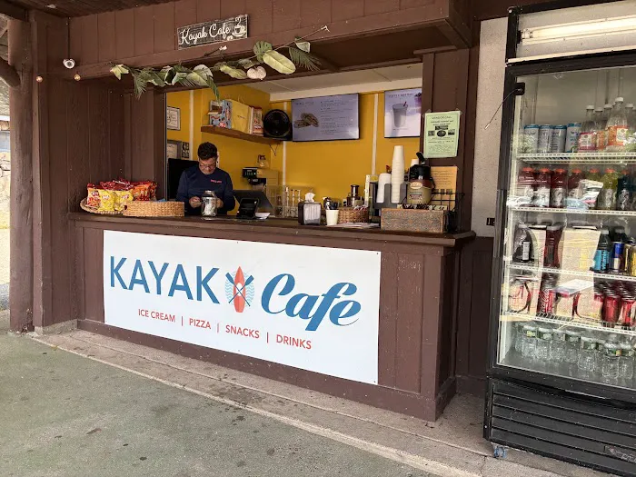 Kayak Café Picture 6