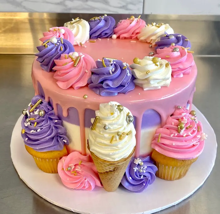 Allie's Bakery Picture 10