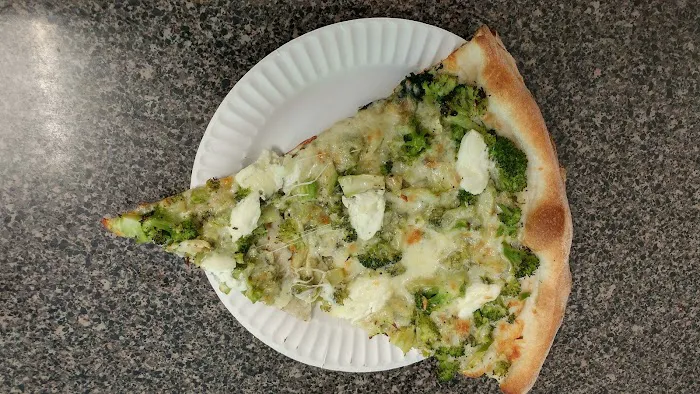 Tony's Pizzeria Picture 2