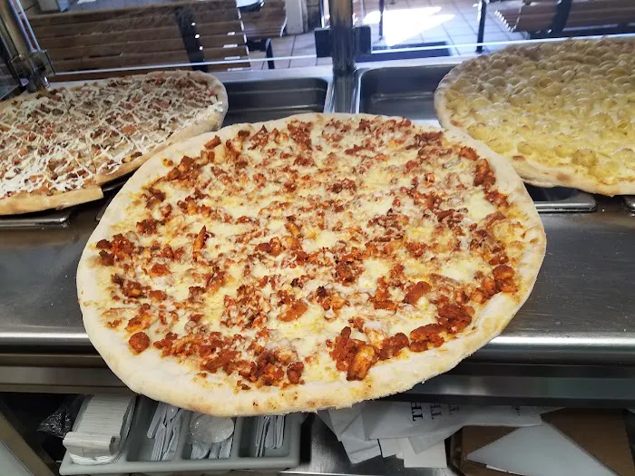Tony's Pizzeria Picture 5