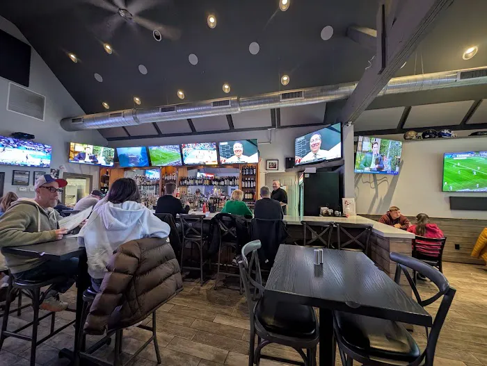 Demeter’s Tavern & Sports Bar Picture 2