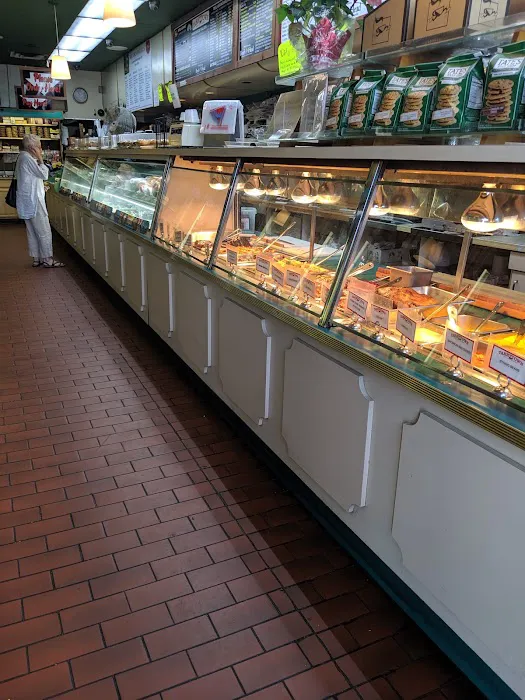 Tarrytown Delicatessen Picture 8