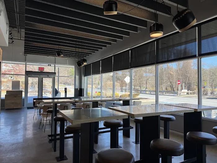 Chipotle Mexican Grill Picture 4