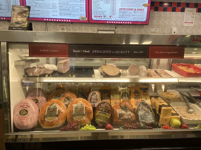 M&R United Deli Picture 4