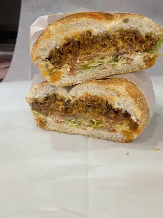M&R United Deli Picture 2