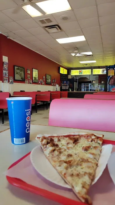 Stella Luna Pizza Picture 4