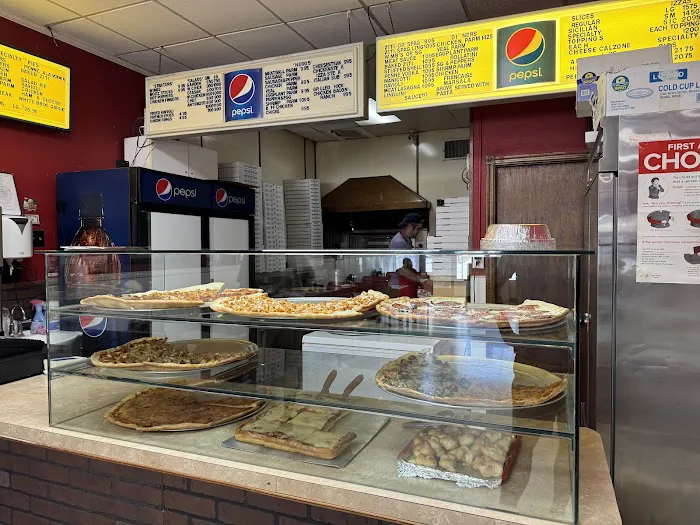 Stella Luna Pizza Picture 2