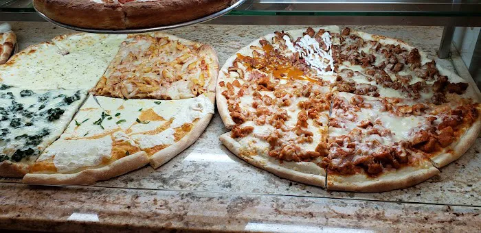 Calabria Pizza & Pasta Picture 6
