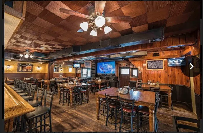 Bailey's Smokehouse Picture 8