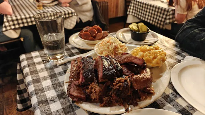 Bailey's Smokehouse Picture 3