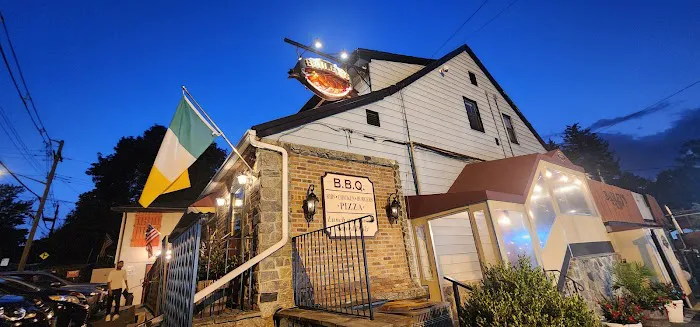 Bailey's Smokehouse Picture 2
