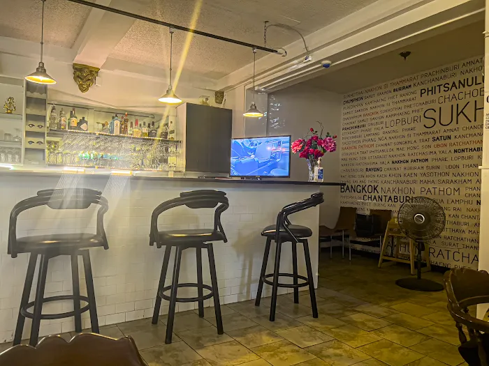 Thai Den Restaurant Picture 7