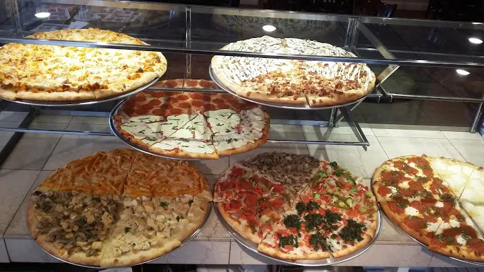 Giovanni's pizza Picture 6