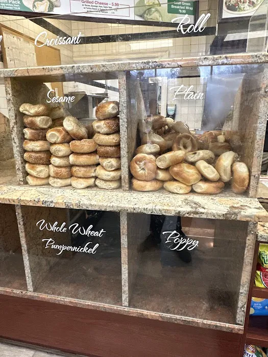 Nyack Hot Bagels and Deli Picture 4