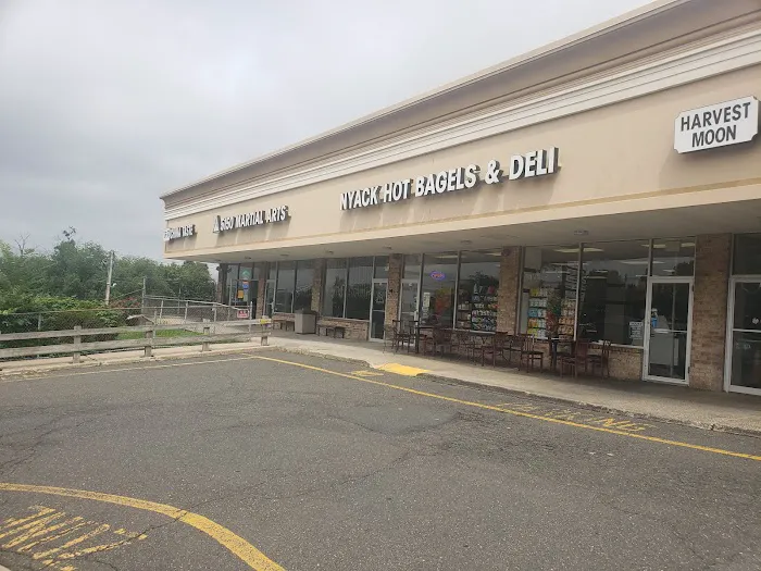 Nyack Hot Bagels and Deli Picture 3