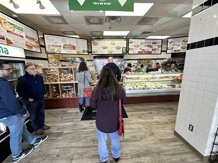 Nyack Hot Bagels and Deli Picture 10