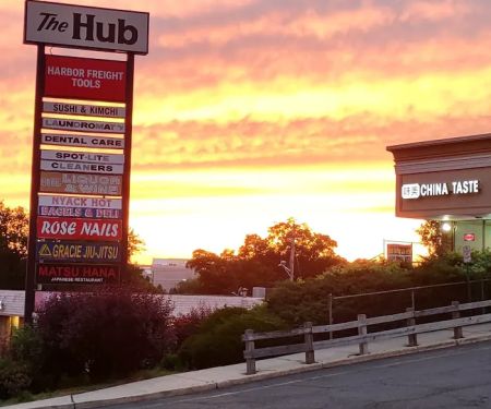 Nyack Hot Bagels and Deli