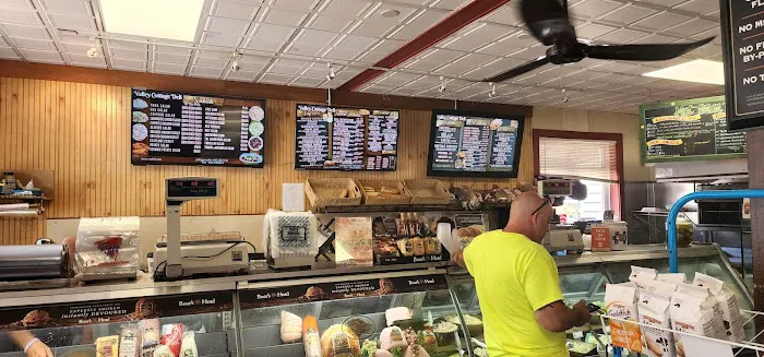 Valley Cottage Deli & Catering Picture 6