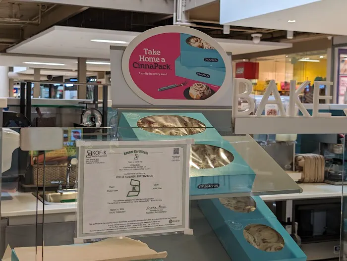 Cinnabon Picture 7