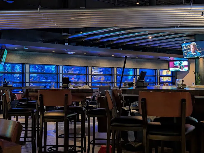 Yard House Picture 10