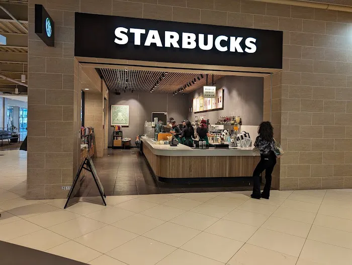 Starbucks Picture 3
