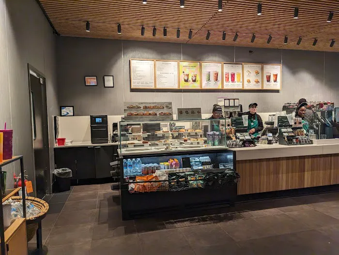 Starbucks Picture 9