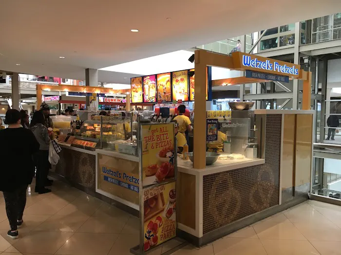 Wetzel's Pretzels Picture 10