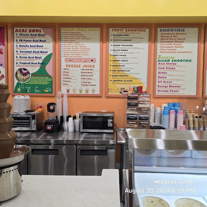 Waffle n Crepes- Palisades Center Picture 3