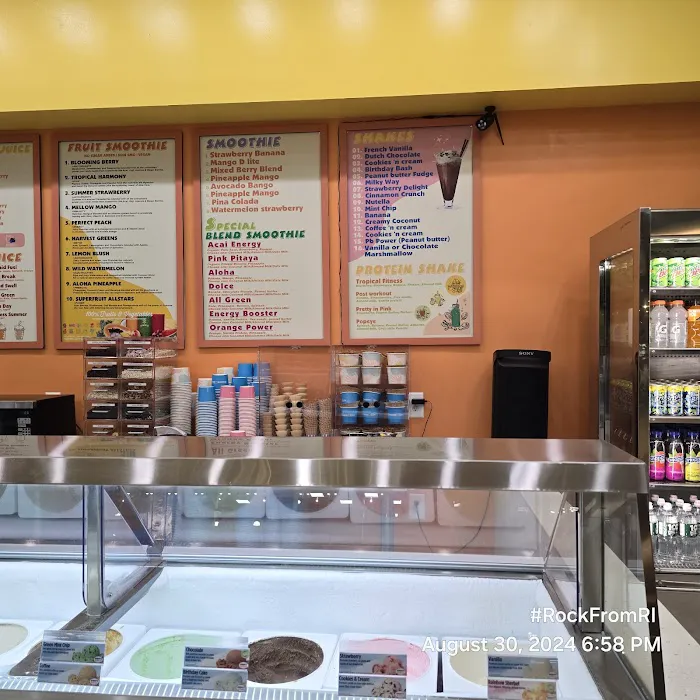 Waffle n Crepes- Palisades Center Picture 4