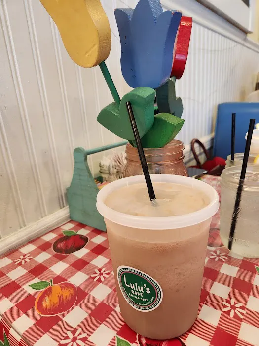 Lulu's Cafe Picture 1