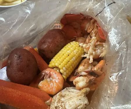 Red Crab Juicy Seafood & Bar