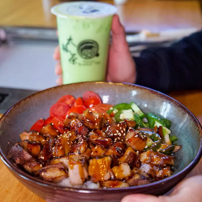 Taichi Bubble Tea, Ramen and Poke Bowl - Nyack Picture 10