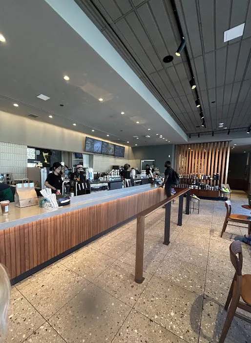 Starbucks Picture 8