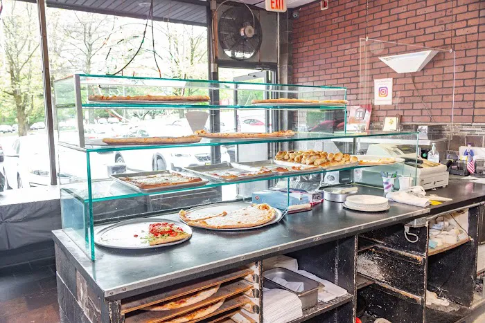 Napoli's Pizza & Catering Picture 4