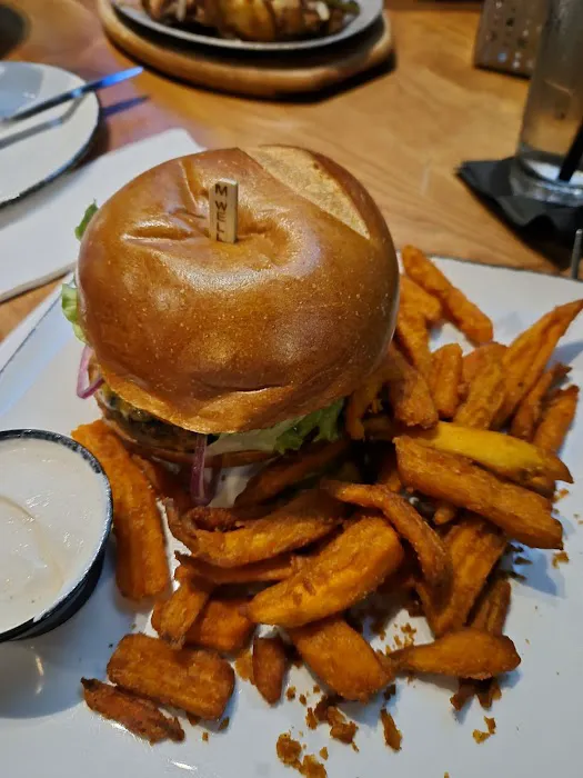 Tommy's Tavern + Tap Picture 7