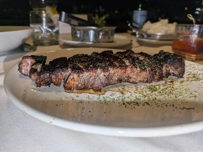 Fleming’s Prime Steakhouse & Wine Bar Picture 7