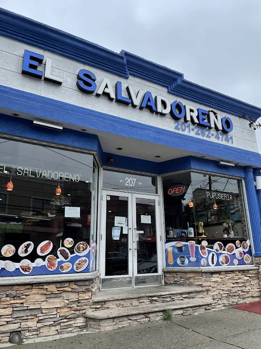 El Salvadoreño 🇸🇻 Picture 3