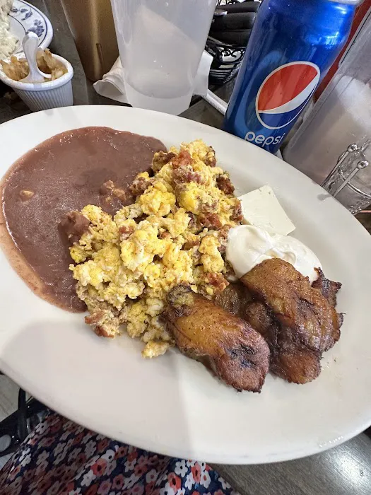 El Salvadoreño 🇸🇻 Picture 6