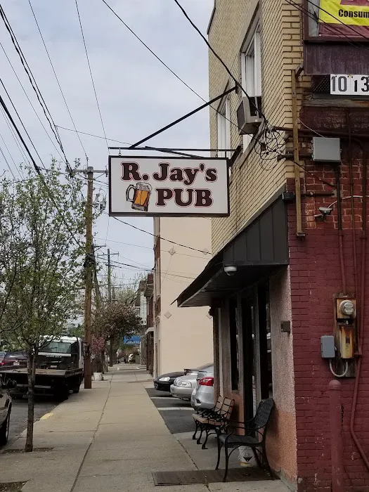 R.Jay's Pub Picture 9