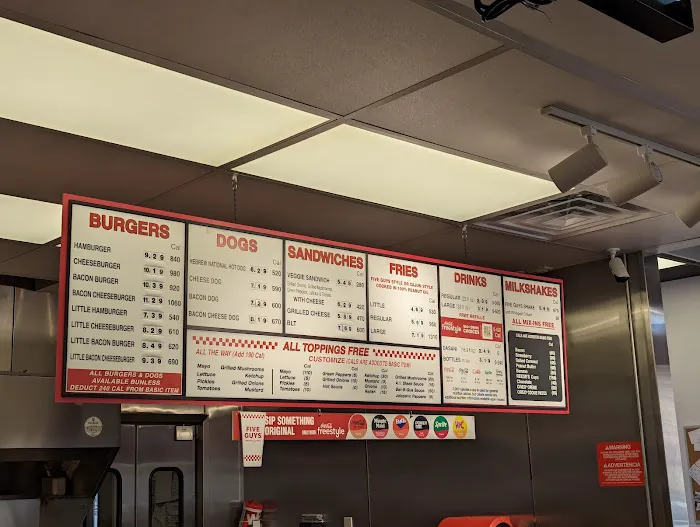Five Guys Picture 3