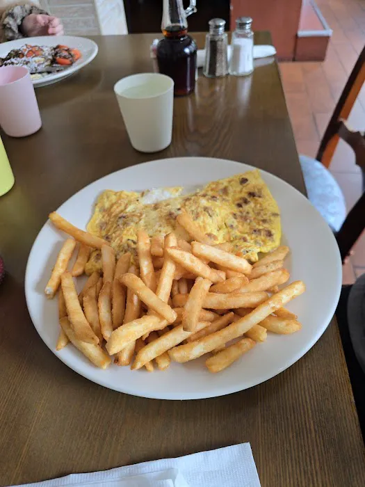 Daisy's Grill Picture 10
