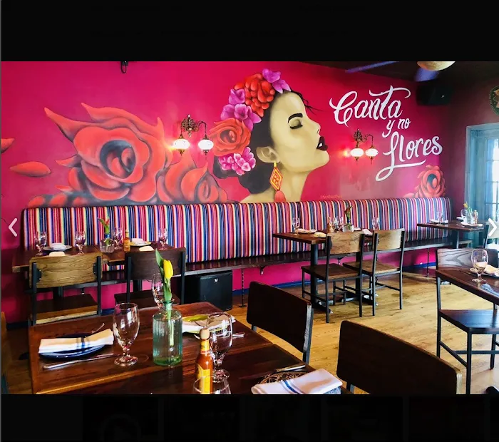 Lolitas Mexican Cantina NB Picture 2