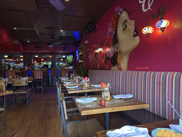 Lolitas Mexican Cantina NB Picture 9