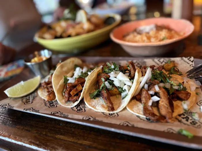 Lolitas Mexican Cantina NB Picture 1
