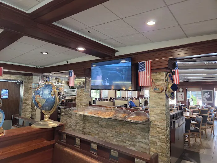 River View Diner Picture 6