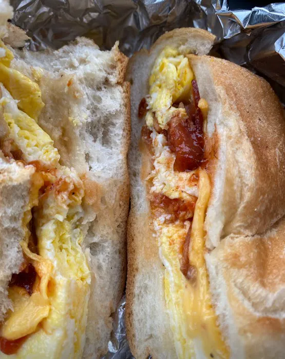 7 Circle Foodmart - Nick's Deli Picture 5